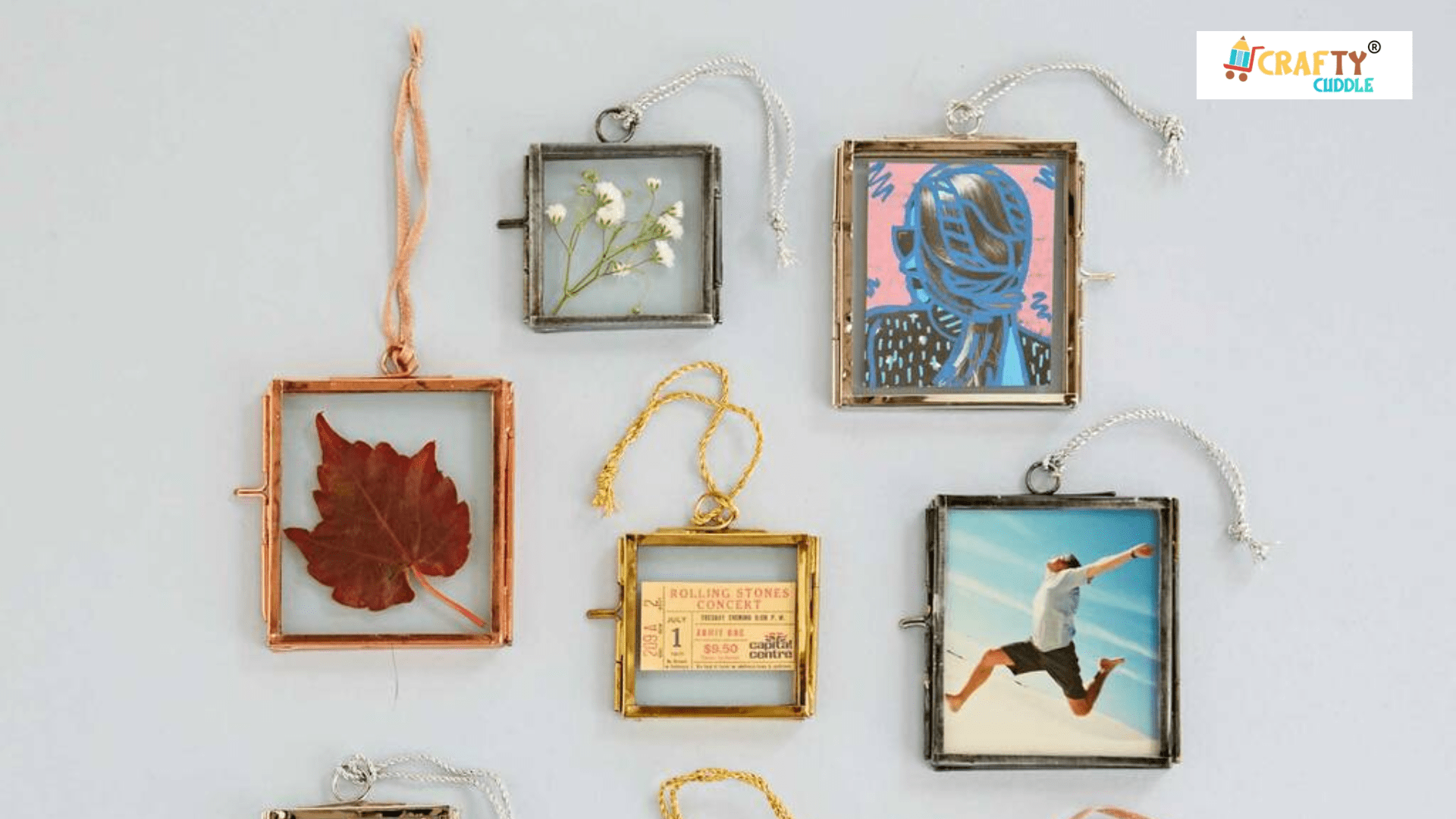 Image of beautiful picture frames hanging on the wall.